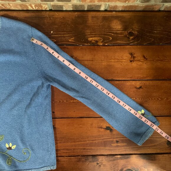 Lord & Taylor Blue Floral Embroidered Women's Large Tie Front Knit Cardigan EUC - Picture 15 of 15